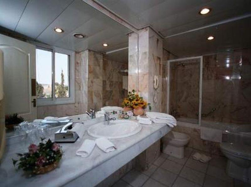 Addar Hotel Jerusalem Room photo